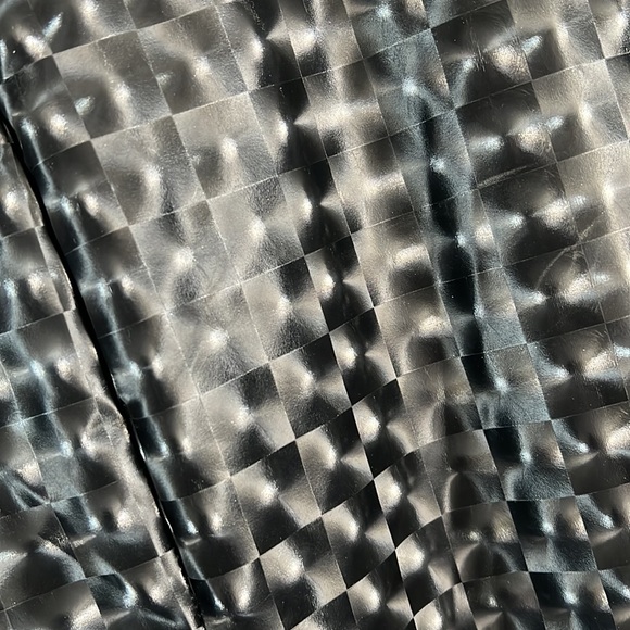 3-D strapless mini dress - Picture 3 of 3